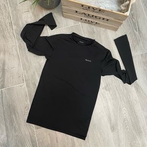 Unisex Reebok Play Dry Long sleeve black shirt